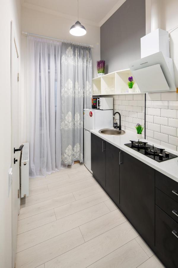 Alfa Apartments Grushevskoho 7 ลวีฟ ภายนอก รูปภาพ